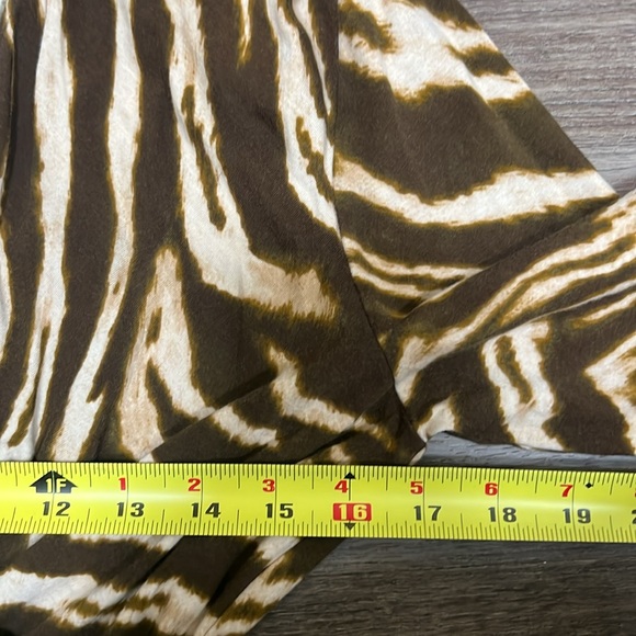 Jones New York brown wrap dress/PL / belt - Picture 5 of 6